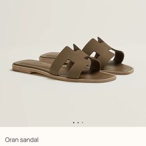 NEVER WORN: Hermes Oran Sandals